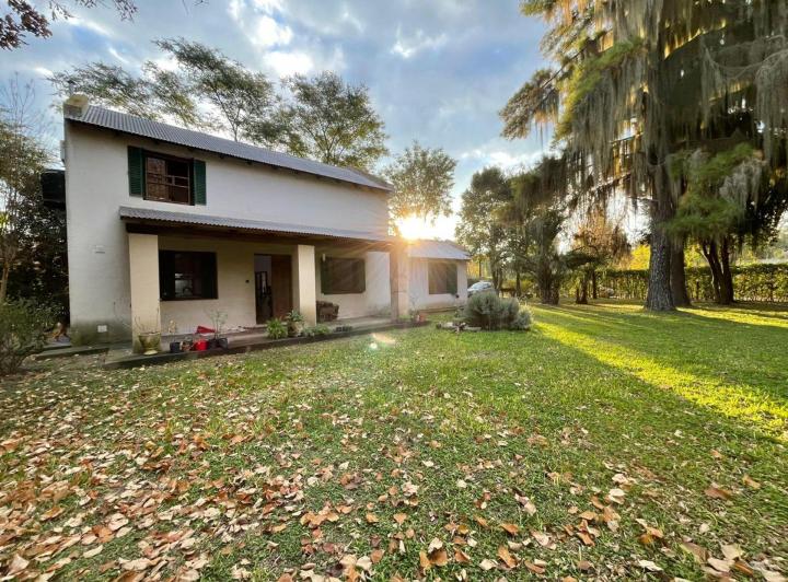 Casa · 100m² · 3 Ambientes · 1 Cochera