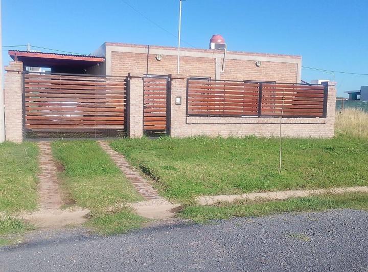 Casa · 64m² · 3 Ambientes · 1 Cochera