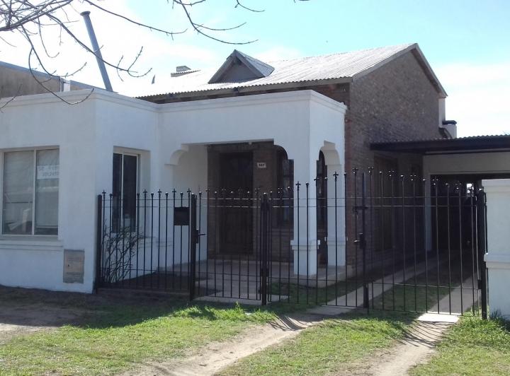 Casa · 175m² · 9 Ambientes · 2 Cocheras