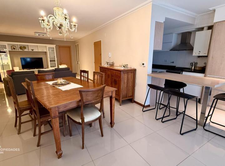 Departamento · 123m² · 4 Ambientes · 1 Cochera