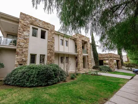 Casa en Venta en Mendoza, Capital