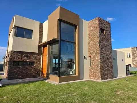 Casa en Venta en Carrodilla la Puntilla, Luján de Cuyo