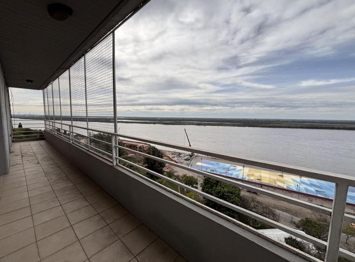 Departamento · 172m² · 7 Ambientes · 1 Cochera