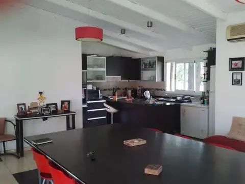 Casa en Venta en Villa Esquiu, Capital