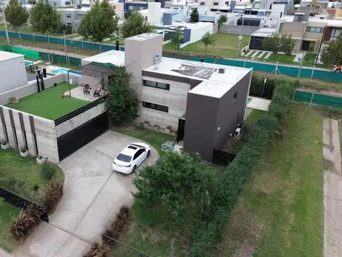 Casa en Venta en Villa Allende, Colón