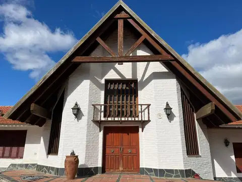 Casa en Venta en La Falda, Punilla