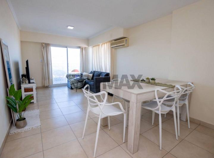 Departamento · 79m² · 4 Ambientes · 1 Cochera