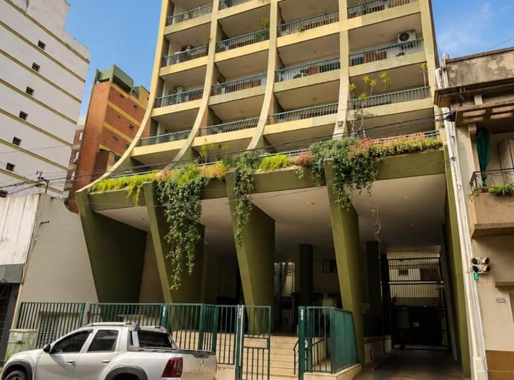 Departamento · 116m² · 6 Ambientes · 1 Cochera