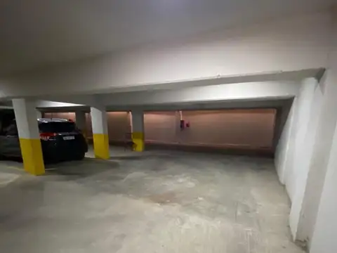Cochera en Alquiler en Centro, Rosario