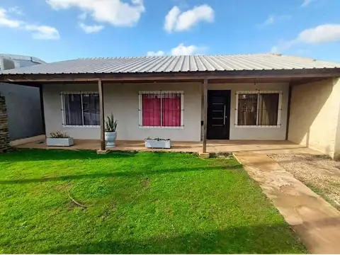 Casa en Venta en Acebal, Rosario