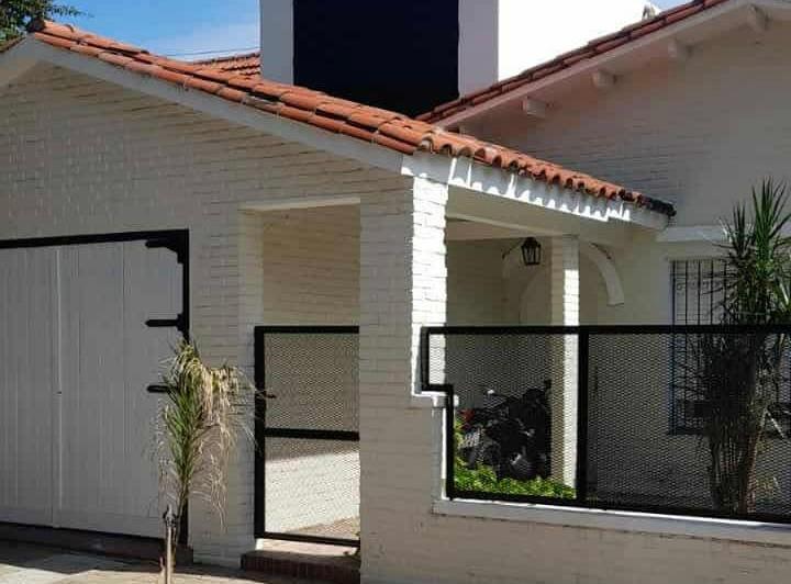 Casa · 191m² · 3 Dormitorios · 2 Cocheras