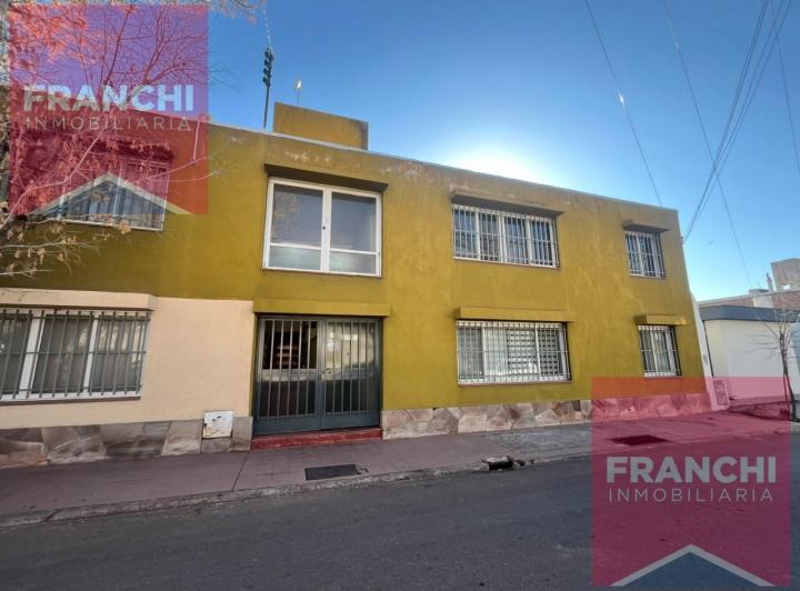 Departamento · 50m² · 5 Ambientes