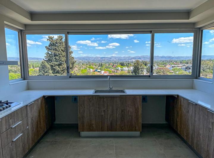 Departamento · 142m² · 6 Ambientes · 2 Cocheras