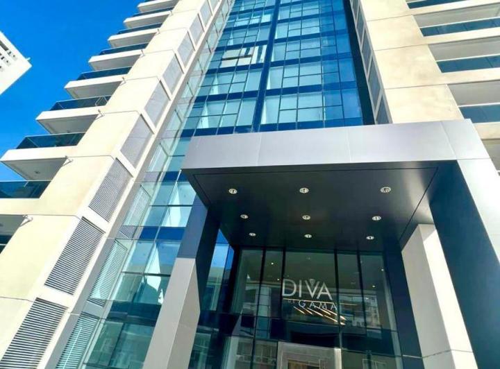 Departamento · 130m² · 4 Ambientes · 1 Cochera