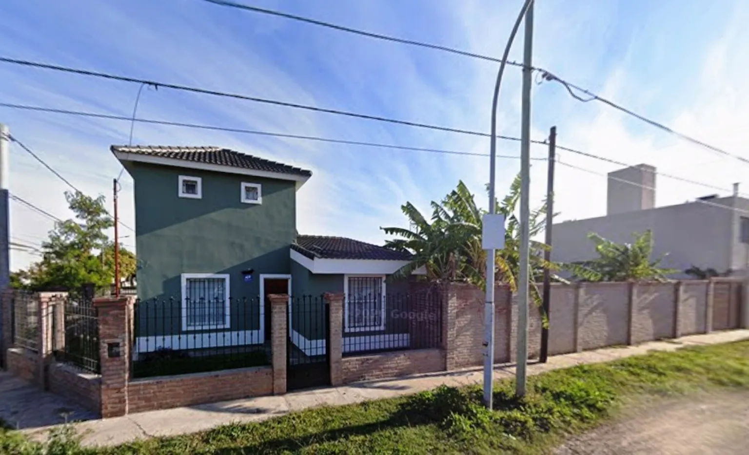 ALQUILO VIVIENDA DE 3 DORMITORIOS - MUTUAL DE LOS DOCENTES - ZONA SUR (PEGADO A SMATA)