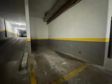 Cochera en Venta en Barracas, CABA