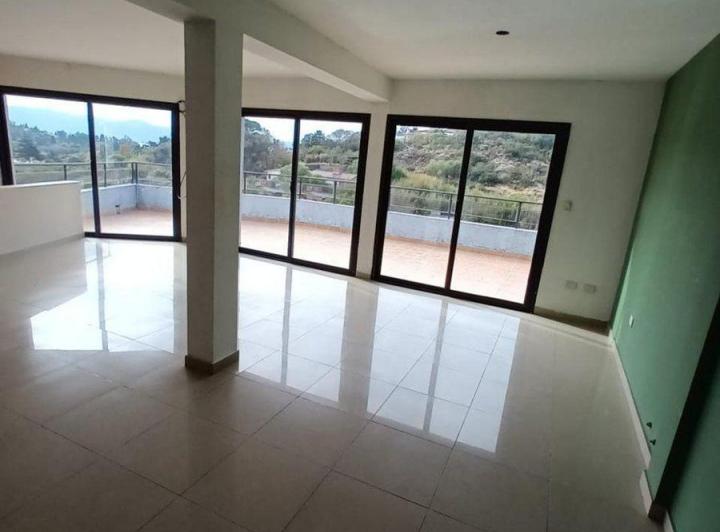 Departamento · 178m² · 9 Ambientes · 1 Cochera