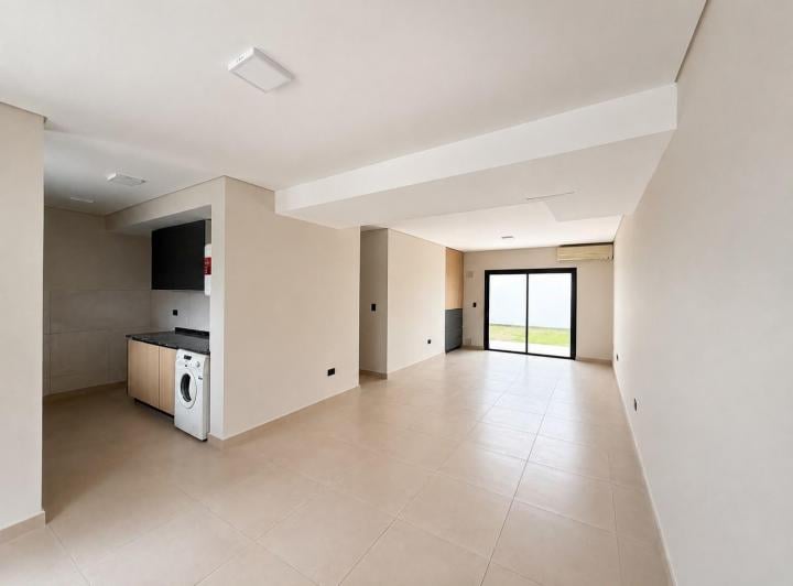 Casa · 135m² · 3 Ambientes · 2 Cocheras