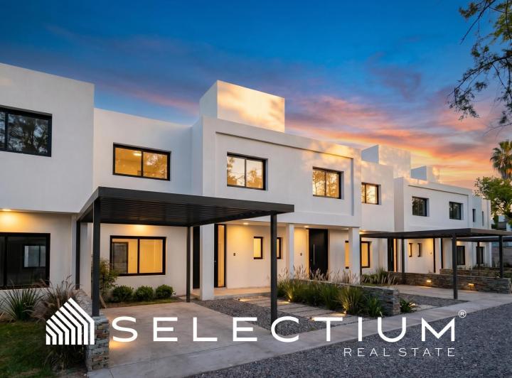 Casa · 150m² · 6 Ambientes · 2 Cocheras