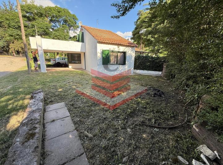 Casa · 55m² · 5 Ambientes · 1 Cochera