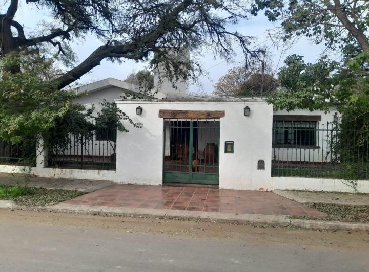 Casa · 322m² · 7 Ambientes · 2 Cocheras
