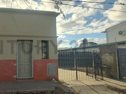 Casa en Alquiler en La Plata, Partido de La Plata