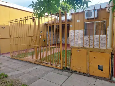 Casa en Alquiler en Villa Gobernador Udaondo, Partido de Ituzaingó