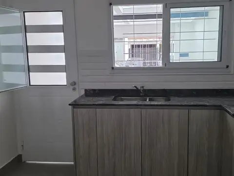 Casa en Alquiler en El Palomar, Partido de Morón