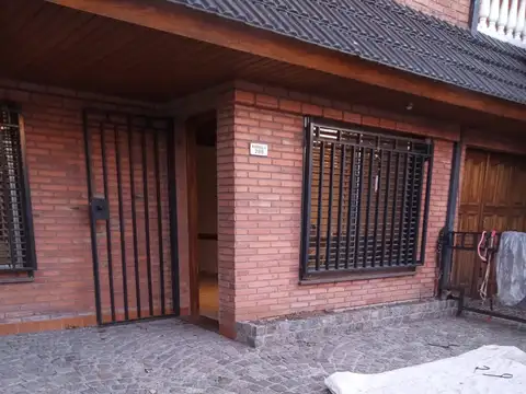 Casa en Alquiler en Lomas del Millon, Lomas del Mirador