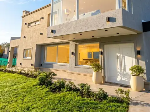 Casa en Alquiler en Los Paraisos, Countries y Barrios Cerrados en Exaltacion de la Cruz