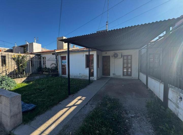 Casa · 38m² · 2 Ambientes · 1 Cochera