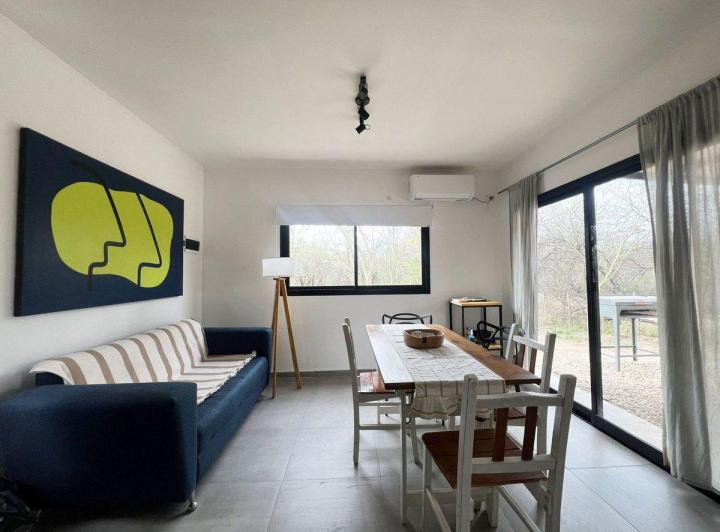 Casa · 85m² · 5 Ambientes · 6 Cocheras
