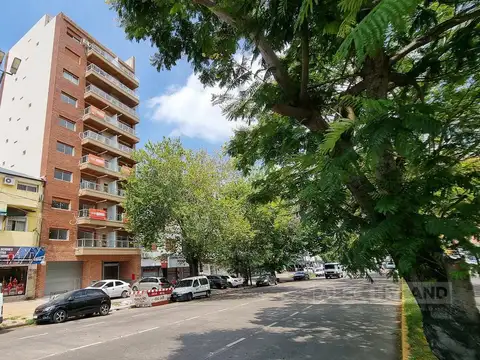 Departamento en Alquiler en La Lucila-Vias/Maipu, La Lucila