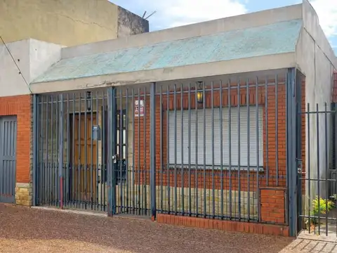 Casa en Venta en Villa Santos Tesei, Partido de Hurlingham