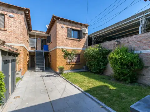 Casa en Venta en Los Hornos, La Plata
