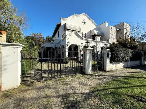 Casa en Venta en Acassuso Barrio Parque Aguirre, Acassuso