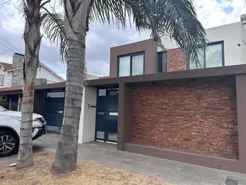 Casa en Venta en Castelar Norte, Castelar
