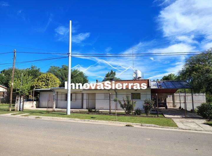Casa · 300m² · 3 Ambientes · 2 Cocheras