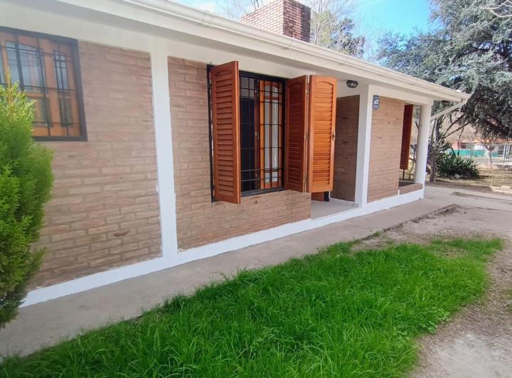 Casa · 130m² · 6 Ambientes · 1 Cochera