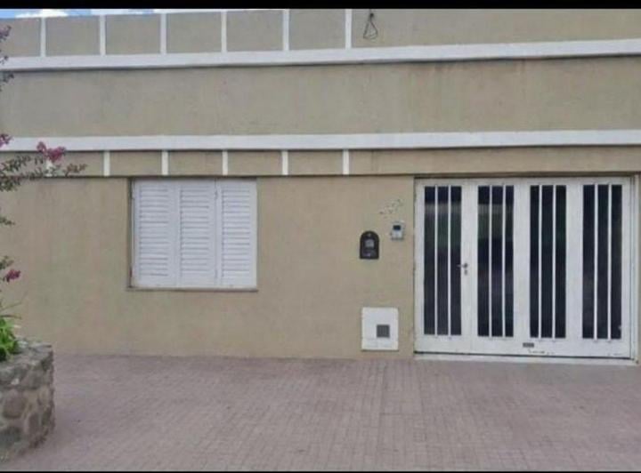 Casa · 104m² · 3 Ambientes · 1 Cochera