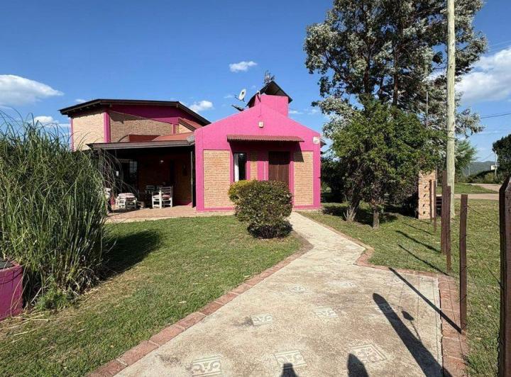 Casa · 100m² · 3 Ambientes · 1 Cochera