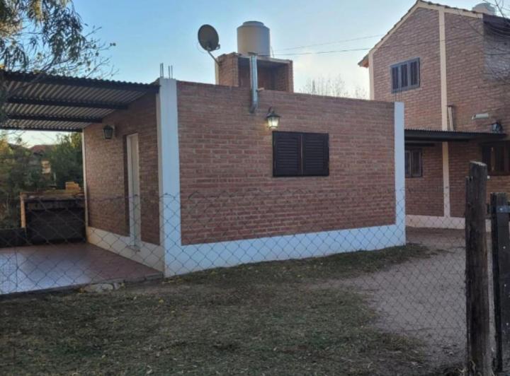 Casa · 90m² · 4 Ambientes · 2 Cocheras