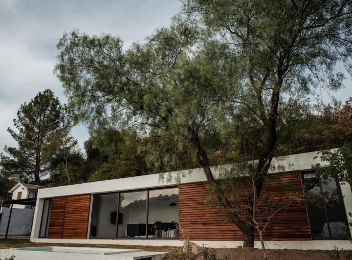 Casa · 140m² · 4 Ambientes · 1 Cochera