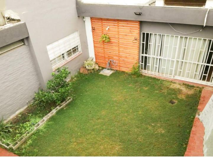 Casa · 190m² · 1 Ambiente · 2 Cocheras