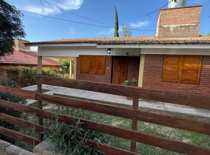 Casa · 85m² · 3 Ambientes · 1 Cochera