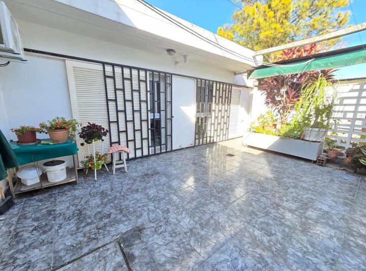 Casa · 138m² · 6 Ambientes · 1 Cochera