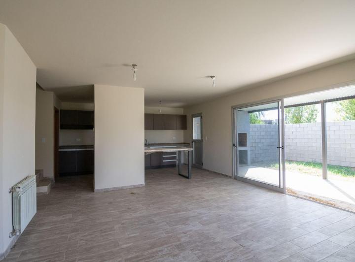 Casa · 114m² · 5 Ambientes · 1 Cochera