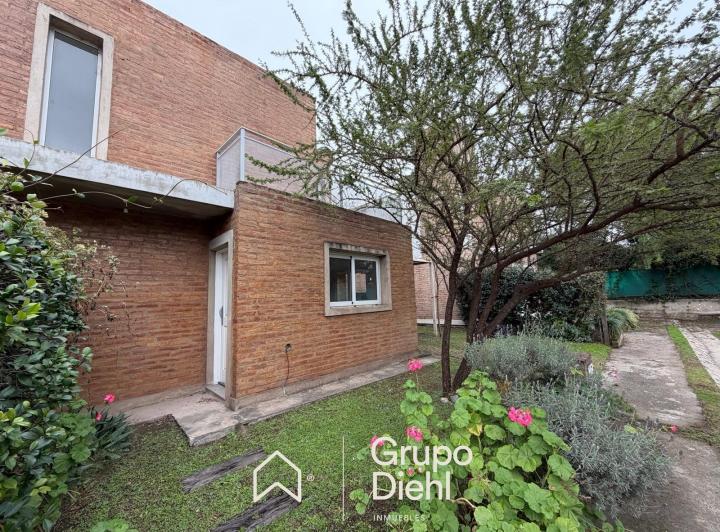 PH · 110m² · 4 Ambientes · 1 Cochera
