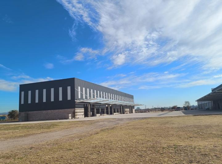 Bodega-Galpón · 430m² · 2 Ambientes