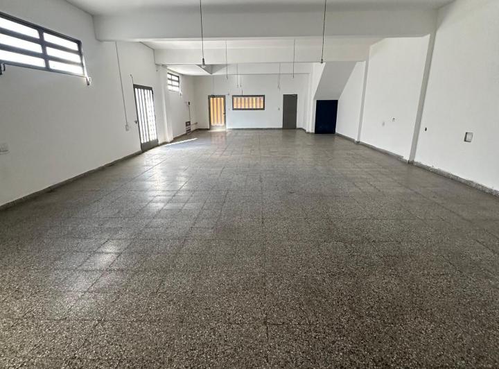 Local comercial · 144m² · 1 Ambiente